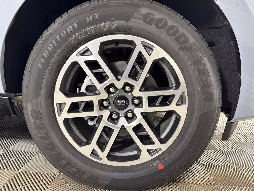 2026 Gray Metallic Ford Expedition Max Active RWD SUV