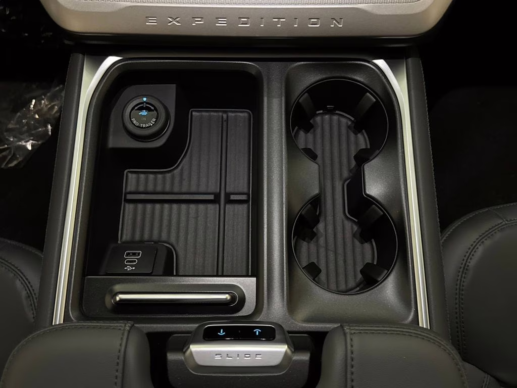 2026 Gray Metallic Ford Expedition Max Active RWD SUV