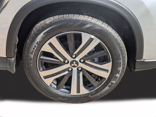 2026 Alloy Silver Metallic Mitsubishi Outlander Sport 2.0 SE 4X4 SUV