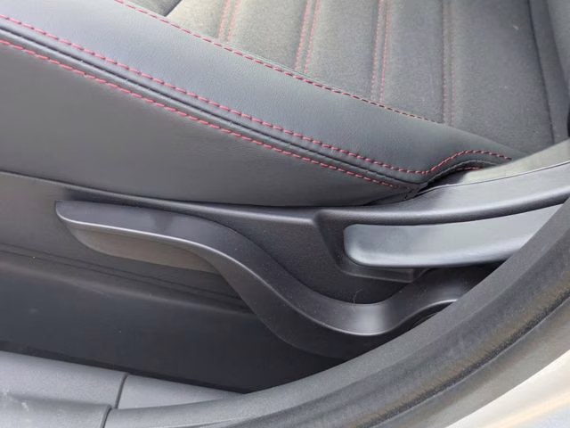 2026 Alloy Silver Metallic Mitsubishi Outlander Sport 2.0 SE 4X4 SUV