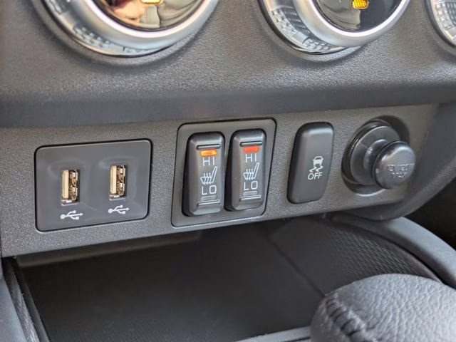 2026 Alloy Silver Metallic Mitsubishi Outlander Sport 2.0 SE 4X4 SUV