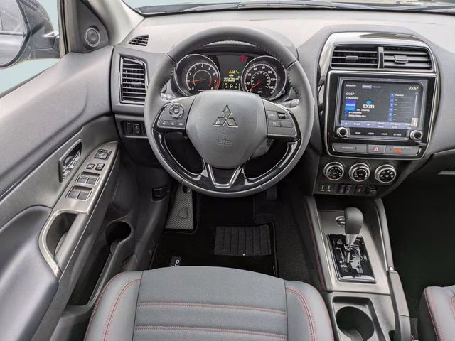 2026 Labrador Black Pearl Mitsubishi Outlander Sport 2.0 SE 4X4 SUV