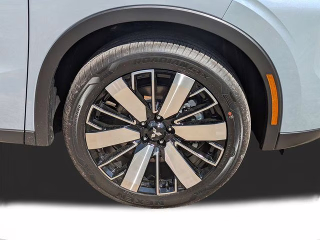 2026 Moonstone Gray Metallic Mitsubishi Outlander SE FWD SUV