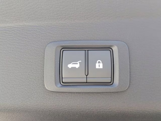 2026 Moonstone Gray Metallic Mitsubishi Outlander SE FWD SUV