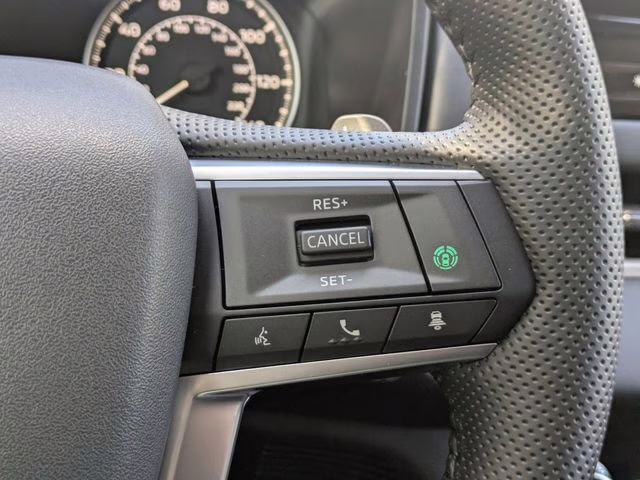 2026 Moonstone Gray Metallic Mitsubishi Outlander SE FWD SUV