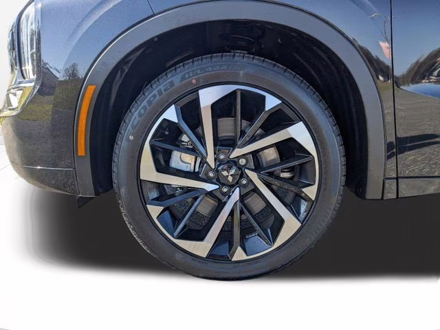 2025 Labrador Black Pearl Mitsubishi Outlander PHEV SEL AWD SUV