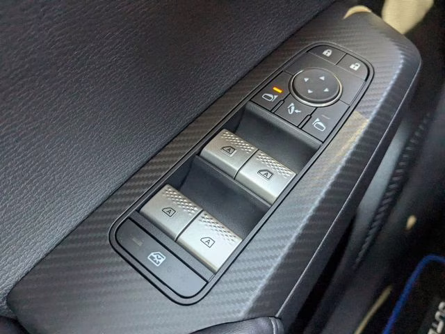 2025 Labrador Black Pearl Mitsubishi Outlander PHEV SEL AWD SUV