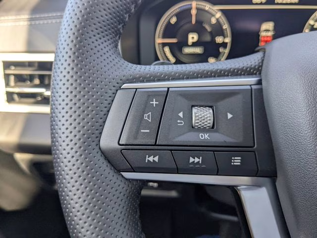 2025 Labrador Black Pearl Mitsubishi Outlander PHEV SEL AWD SUV