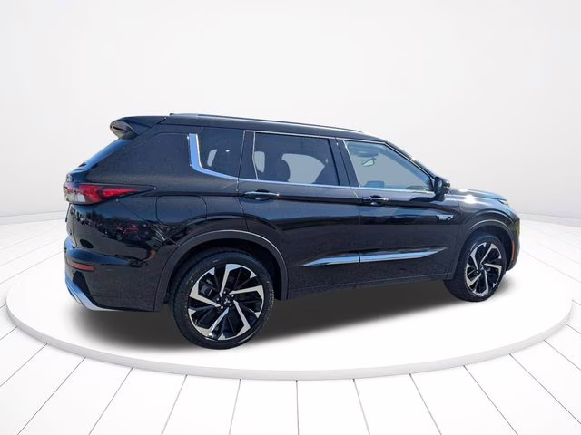 2025 Labrador Black Pearl Mitsubishi Outlander PHEV SEL AWD SUV