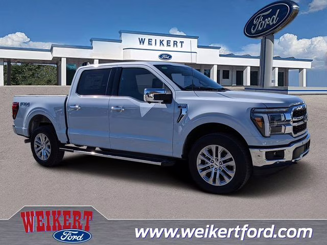 2025 Space White Metallic Ford F-150 Lariat 4X4 Truck