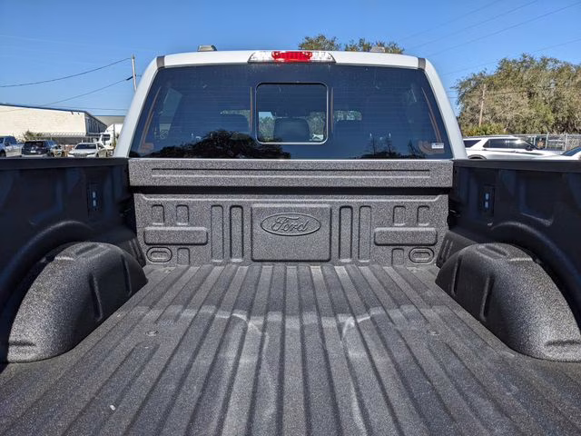 2025 Space White Metallic Ford F-150 Lariat 4X4 Truck