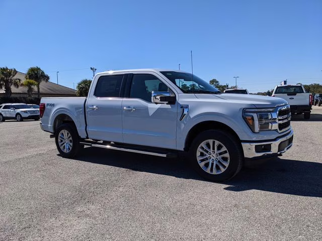 2025 Space White Metallic Ford F-150 Lariat 4X4 Truck