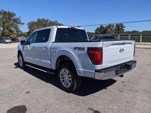 2025 Space White Metallic Ford F-150 Lariat 4X4 Truck