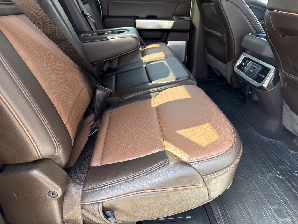 2024 Oxford White Ford Super Duty F-350 DRW King Ranch 4X4 Truck