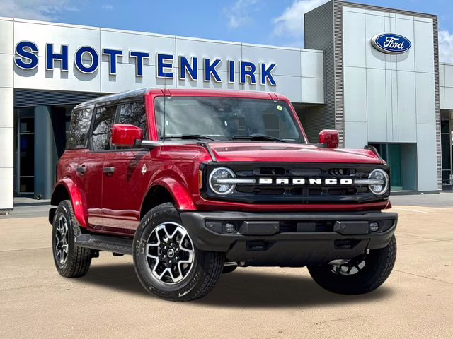2026 Ruby Red Ford Bronco Outer Banks 4X4 SUV