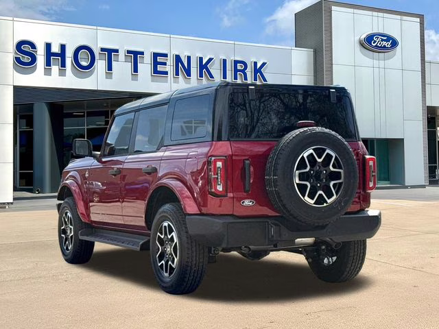 2026 Ruby Red Ford Bronco Outer Banks 4X4 SUV