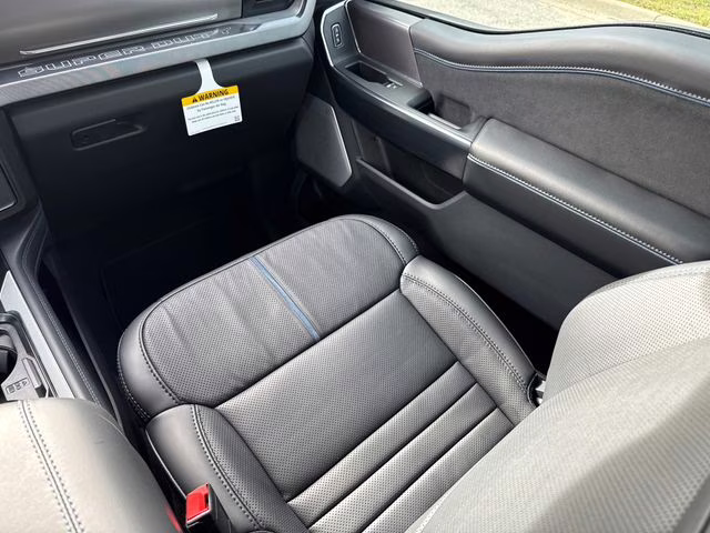 2026 Black Ford Super Duty F-250 SRW Platinum 4X4 Truck