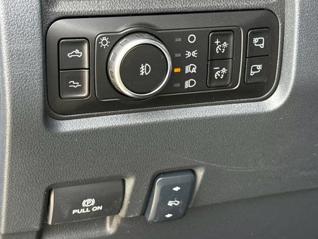 2026 Black Ford Super Duty F-250 SRW Platinum 4X4 Truck