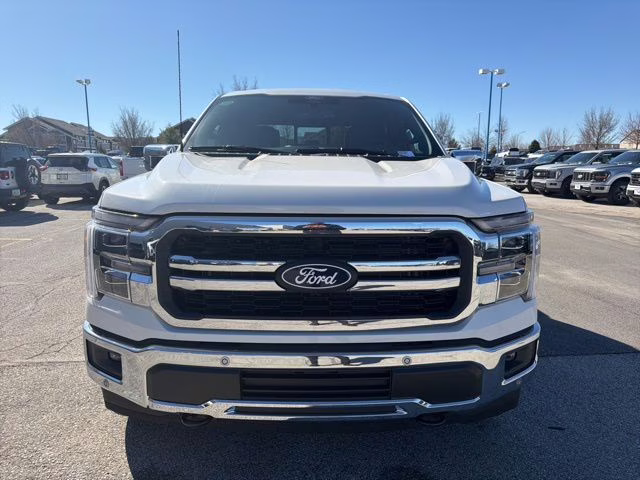 2026 Star White Metallic Tri-Coat Ford F-150 Lariat 4X4 Truck