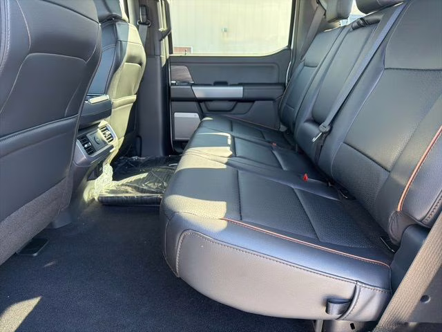 2026 Star White Metallic Tri-Coat Ford F-150 Lariat 4X4 Truck