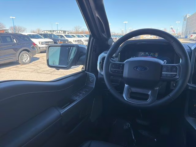 2026 Star White Metallic Tri-Coat Ford F-150 Lariat 4X4 Truck