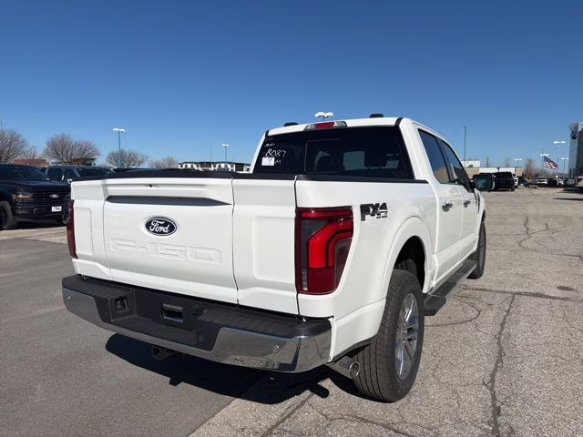 2026 Star White Metallic Tri-Coat Ford F-150 Lariat 4X4 Truck