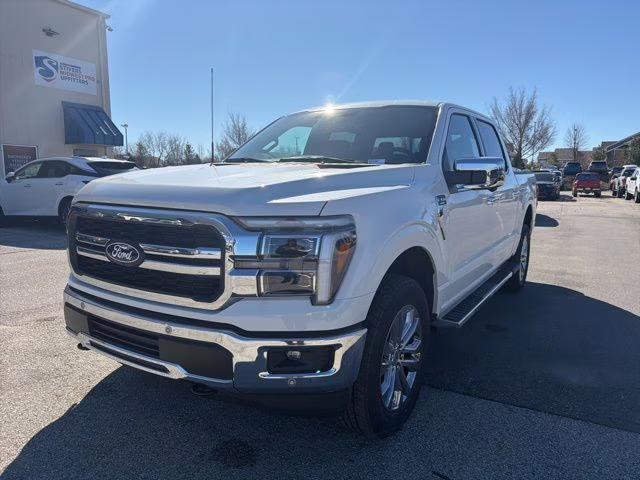 2026 Star White Metallic Tri-Coat Ford F-150 Lariat 4X4 Truck