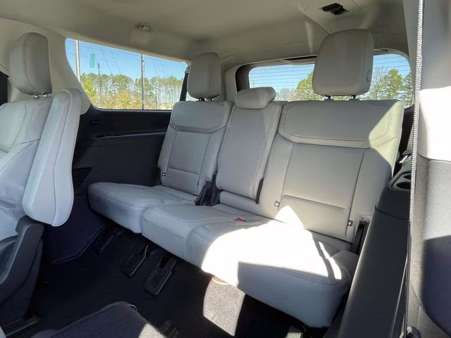 2026 White Metallic Ford Expedition Max Active RWD SUV