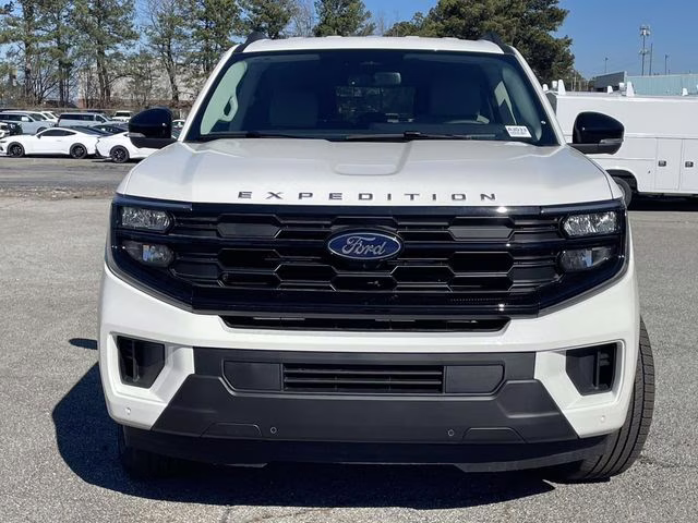 2026 White Metallic Ford Expedition Max Active RWD SUV
