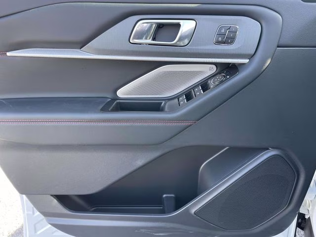 2026 White Metallic Ford Explorer ST 4X4 SUV