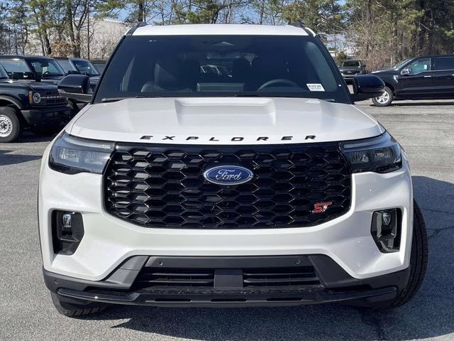 2026 White Metallic Ford Explorer ST 4X4 SUV
