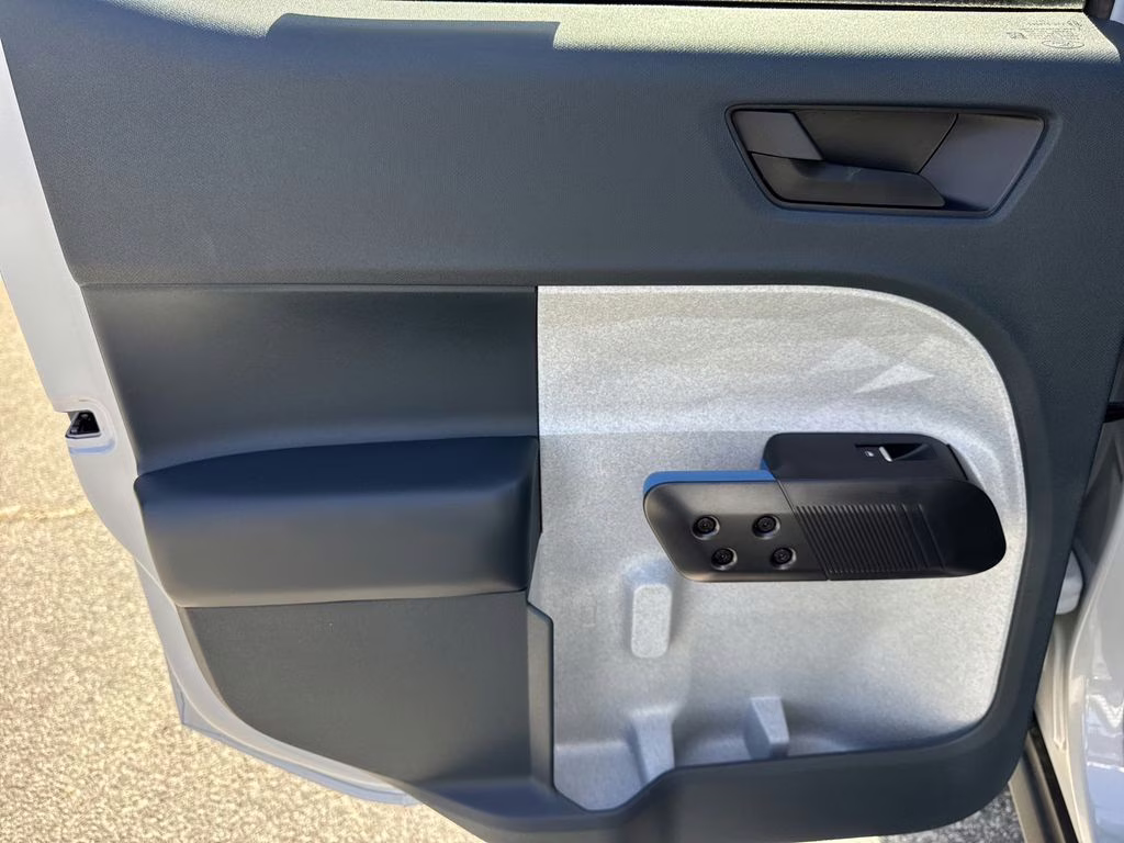 2026 White Metallic Ford Maverick XLT FWD Truck