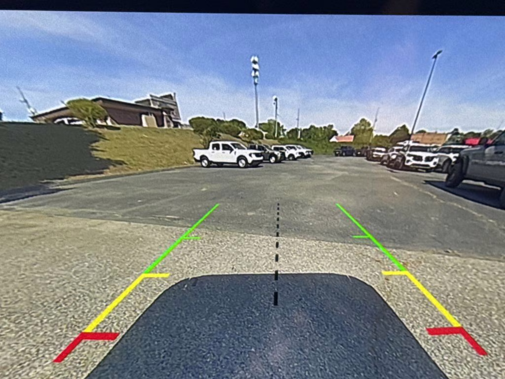 2026 White Metallic Ford Maverick XLT FWD Truck