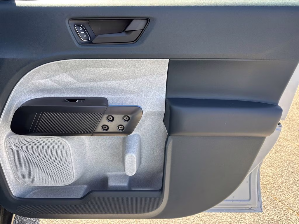 2026 White Metallic Ford Maverick XLT FWD Truck