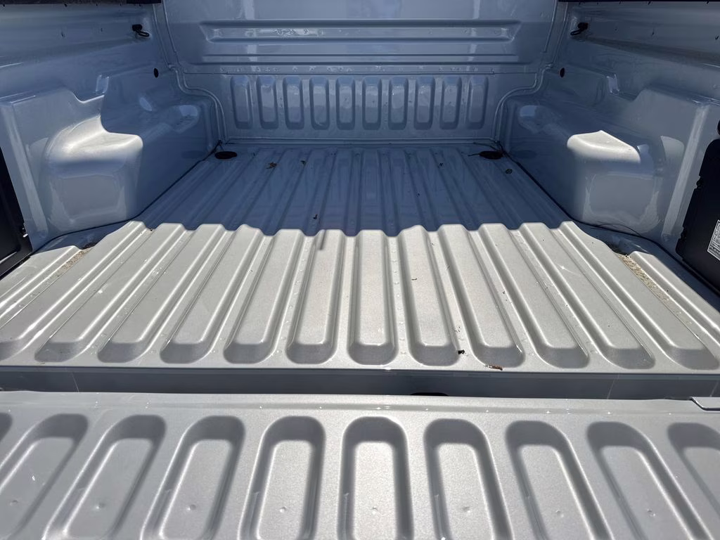 2026 White Metallic Ford Maverick XLT FWD Truck