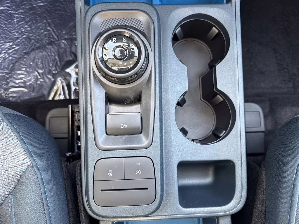 2026 White Metallic Ford Maverick XLT FWD Truck