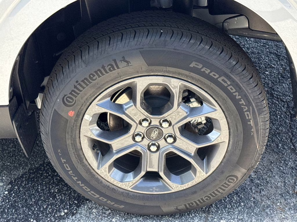 2026 White Metallic Ford Maverick XLT FWD Truck