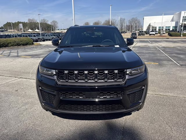2026 Diamond Black Crystal Pearlcoat Jeep Grand Cherokee L Limited RWD SUV