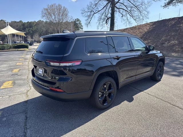 2026 Diamond Black Crystal Pearlcoat Jeep Grand Cherokee L Limited RWD SUV