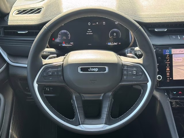 2026 Diamond Black Crystal Pearlcoat Jeep Grand Cherokee L Limited RWD SUV