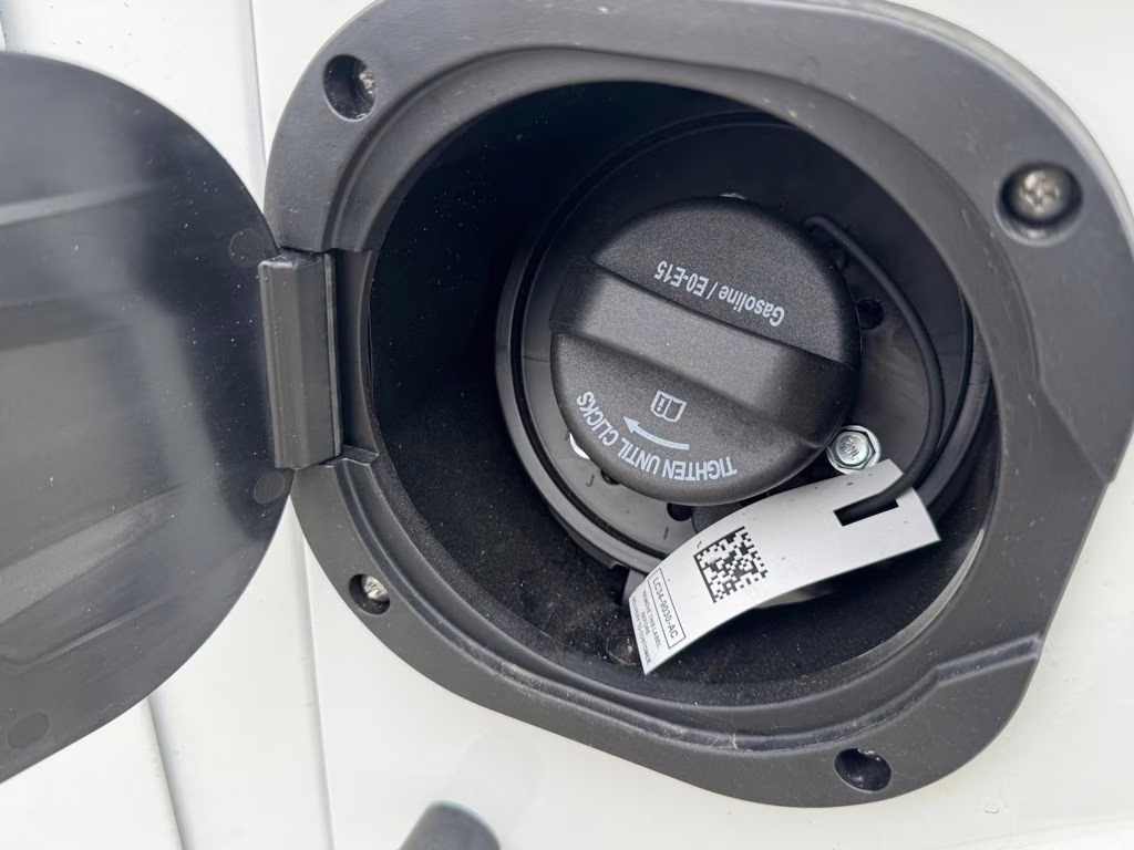 2026 Oxford White Ford Super Duty F-250 SRW XL RWD Truck