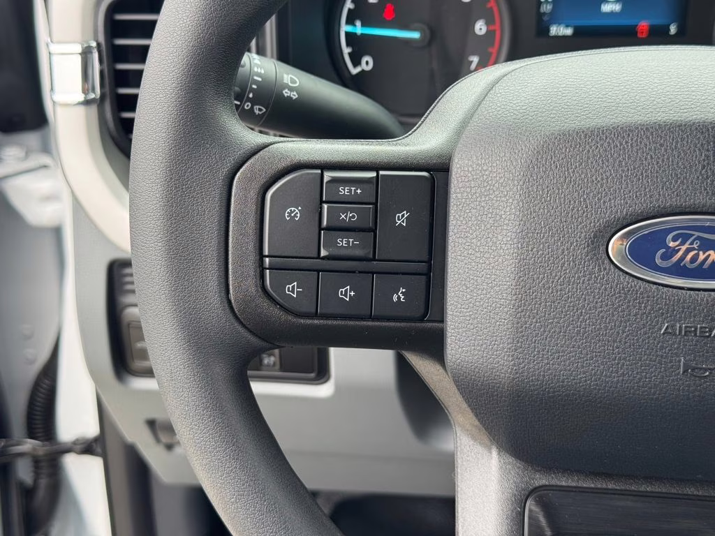 2026 Oxford White Ford Super Duty F-250 SRW XL RWD Truck