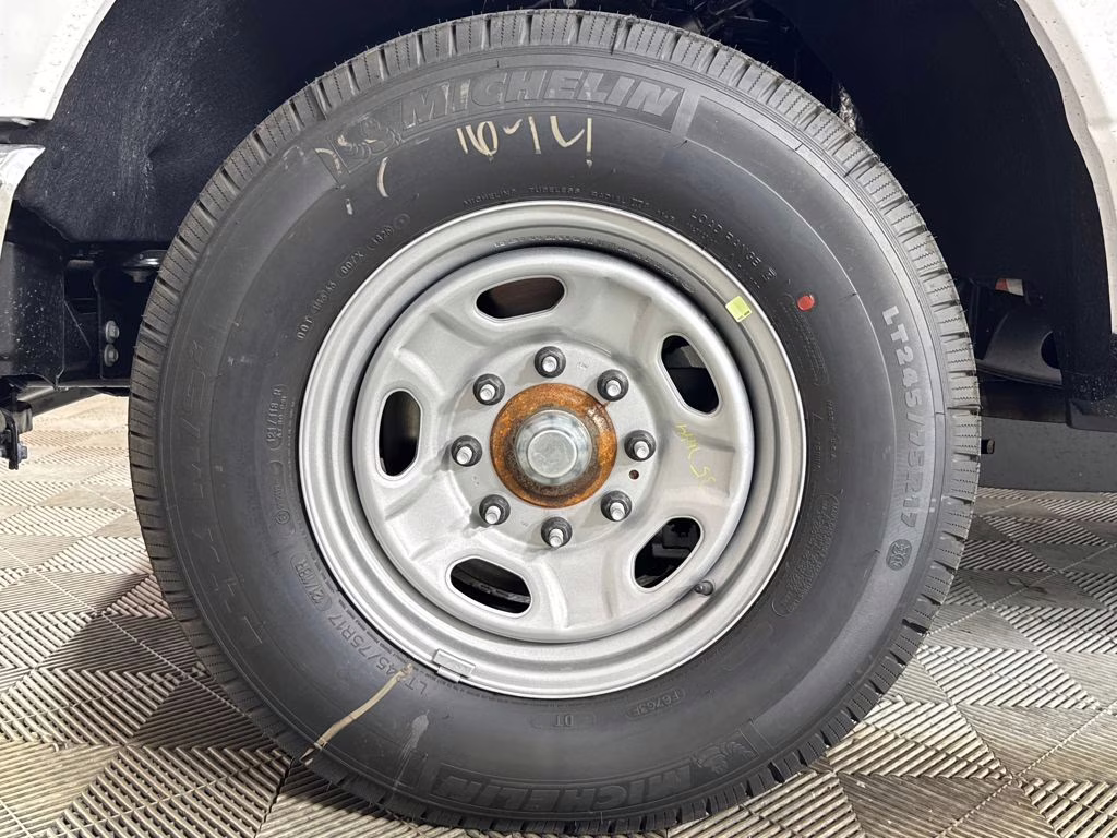 2026 Oxford White Ford Super Duty F-250 SRW XL RWD Truck