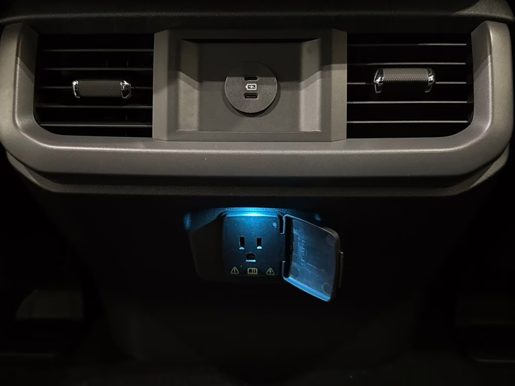 2026 Avalanche Ford F-150 XLT RWD Truck