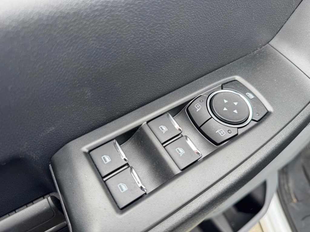 2026 Oxford White Ford Super Duty F-250 SRW XL RWD Truck