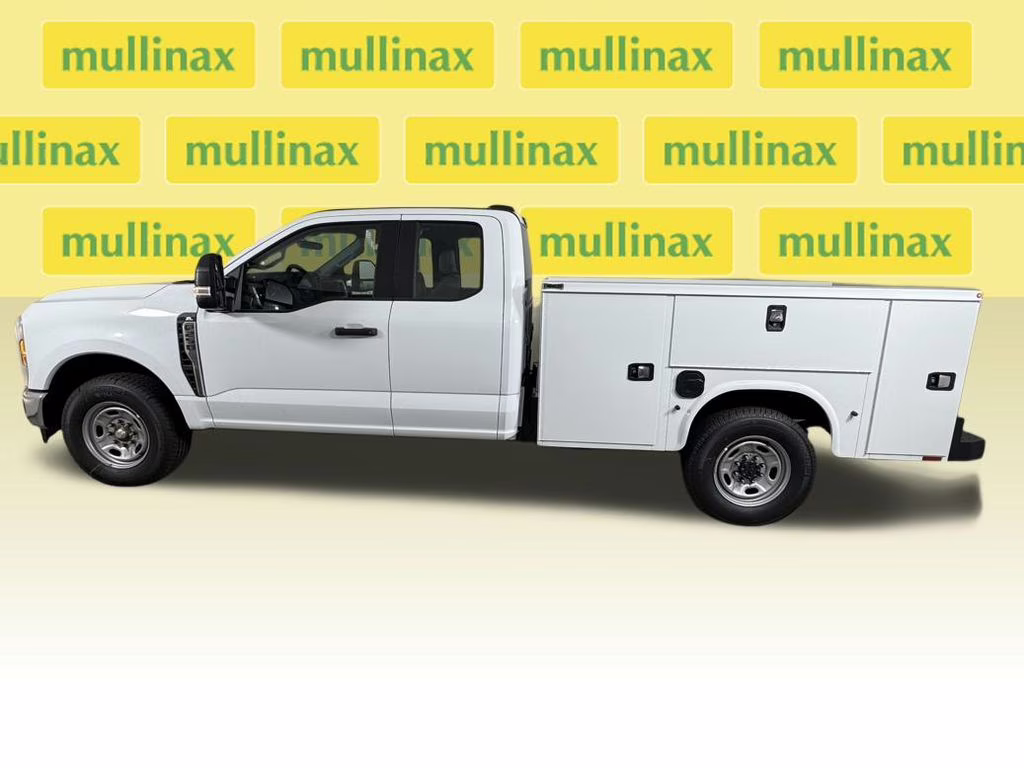 2026 Oxford White Ford Super Duty F-250 SRW XL RWD Truck