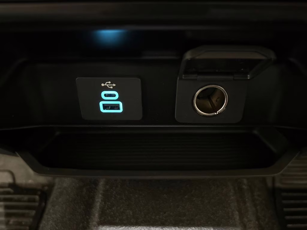 2026 Oxford White Ford Super Duty F-250 SRW XL RWD Truck