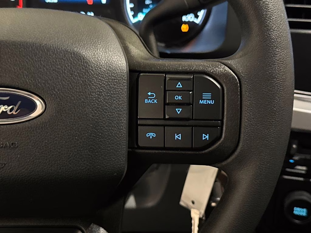 2026 Oxford White Ford Super Duty F-250 SRW XL RWD Truck