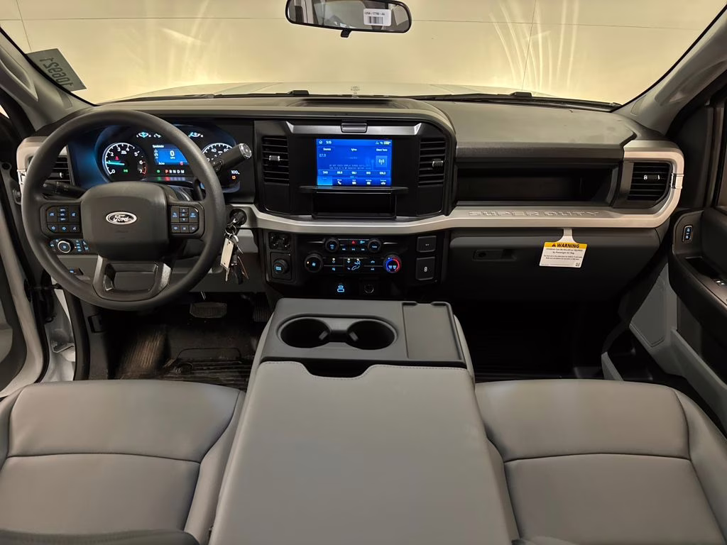 2026 Oxford White Ford Super Duty F-250 SRW XL RWD Truck