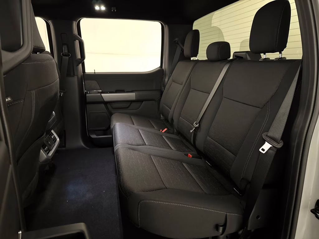 2026 Avalanche Ford F-150 XLT RWD Truck